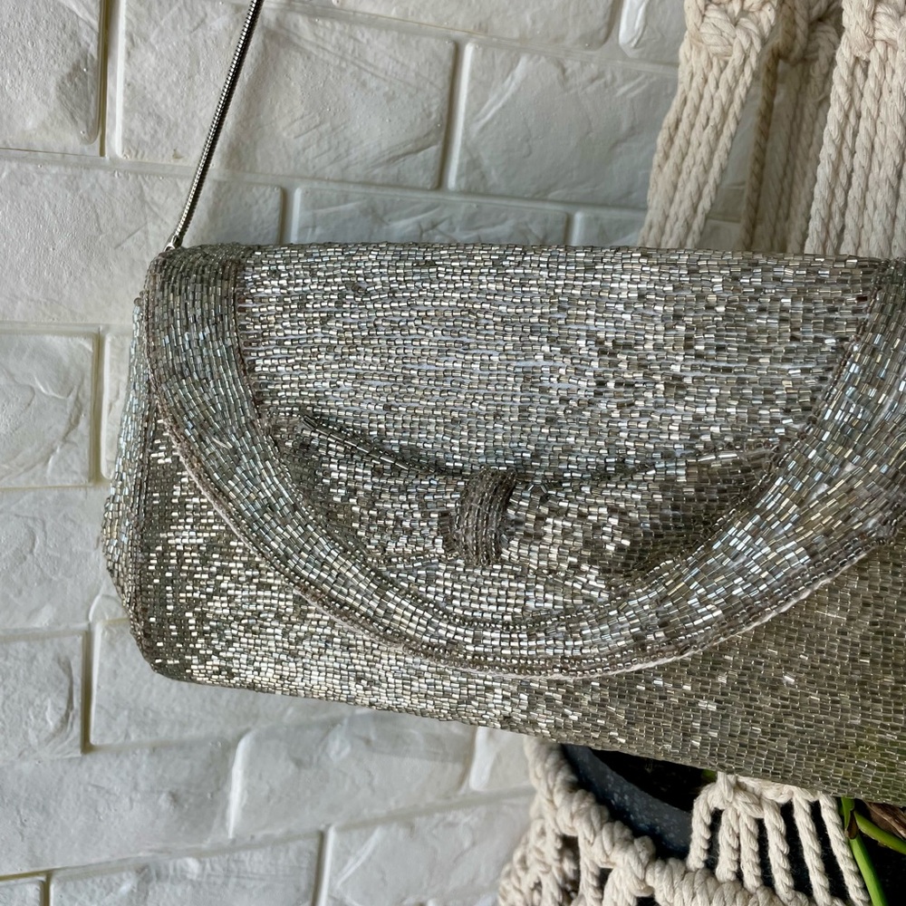 Vintage Sparkly Silver Hand-Beaded Bow Shoulder Bag Evening Purse - Picture 7 of 10